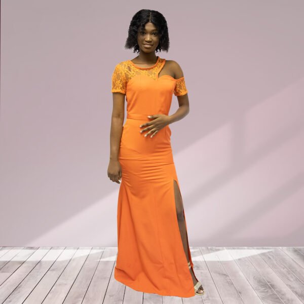 Robe Armanie à Dentelle